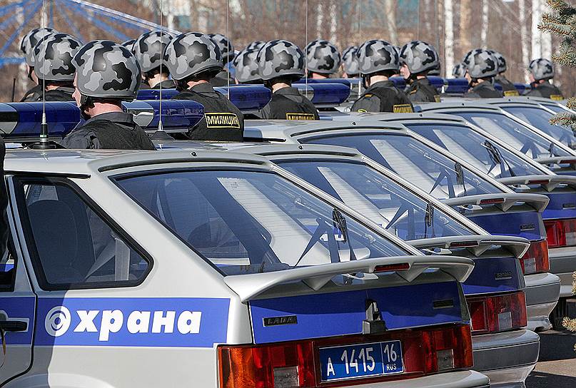 Национальной гвардии будут переданы структуры вневедомственной охраны, включая ФГУП «Охрана» МВД РФ  На фото: развод подразделений вневедомственной охраны  