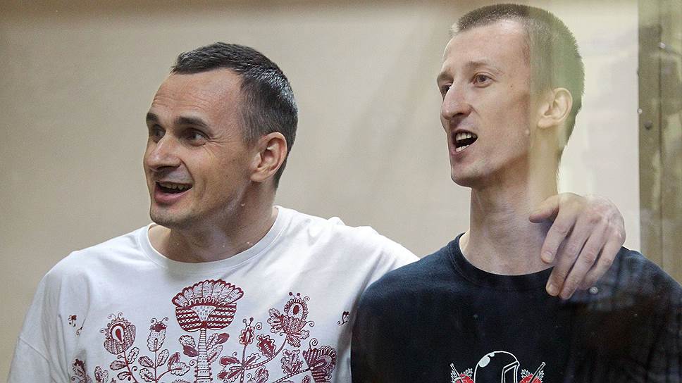 Олега Сенцова отправят досиживать срок на Украину