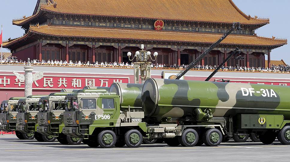 Ракеты DF-31A на параде в Пекине в 2015 году 