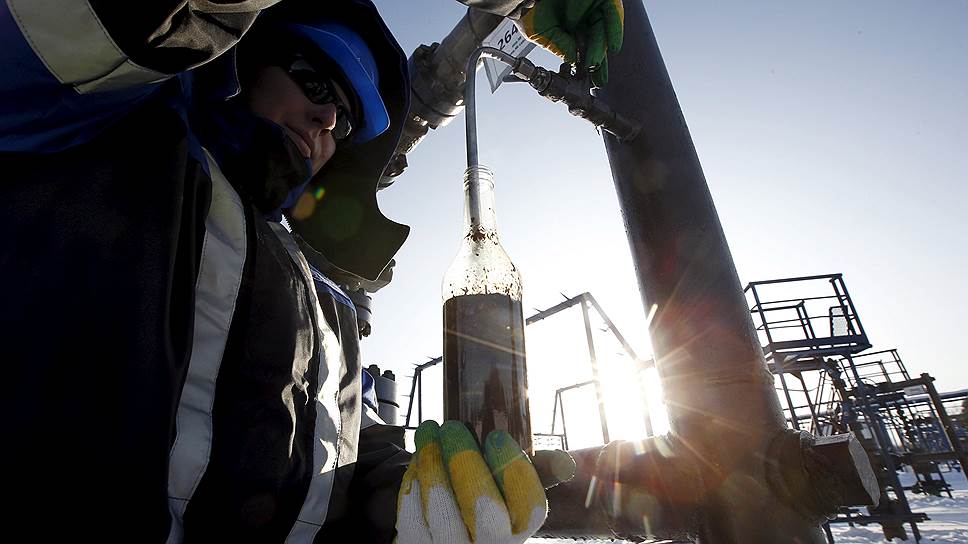 Нефть достигла максимальных отметок в 2016 году