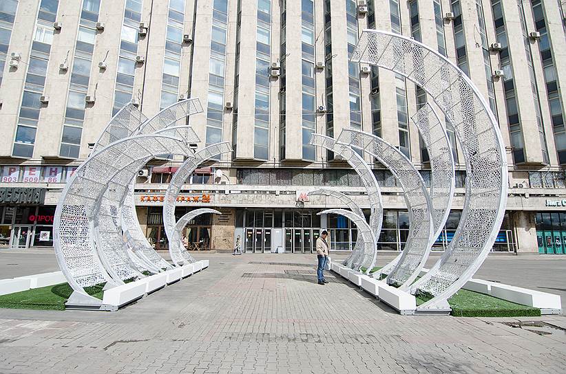 Электрификация 241 объекта фестиваля обошлась в 8,2 млн руб., услуги по их электроснабжению – еще в 5,7 млн руб.