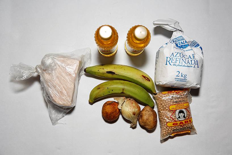 Продукты из ее холодильника 
