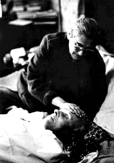 14 декабря 1989 года Андрей Сахаров умер от остановки сердца в своей квартире на улице Чкалова в Москве