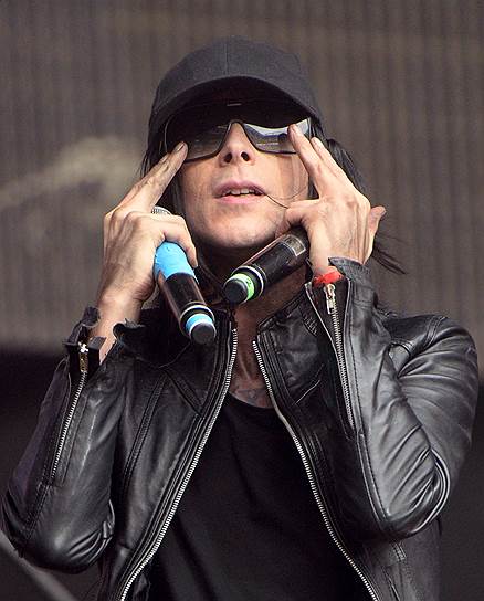 Солист группы IAMX Крис Корнер