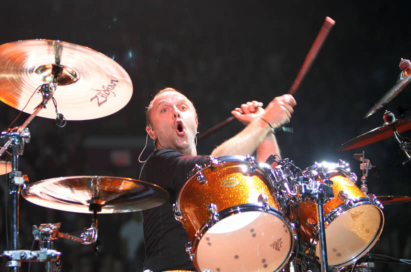 В 2004 году Metallica получила седьмую премию «Грэмми» за лучшее метал-выступление, была опубликована книга о группе «So What! The Good, The Mad, The Ugly», вышел документальный фильм «Some Kind Of Monster», показавший один из самых сложных периодов в жизни группы — время записи альбома «St.Anger». Фильм собрал ряд наград и номинаций на различных фестивалях 