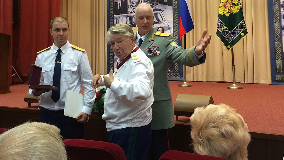 Председатель СКР Александр Бастрыкин и бывший генпрокурор СССР Александр Сухарев