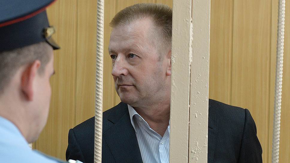 Экс-главу «Славянки» осудили за домашние задания