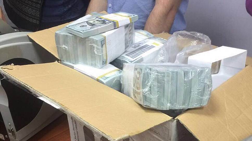 Изъятые при обысках у врио начальника антикоррупционного главка МВД Дмитрия Захарченко деньги