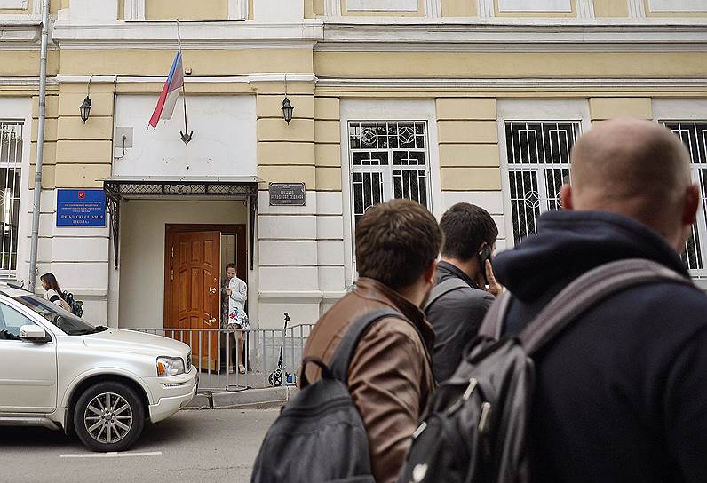 27 сентября. Следственный комитет России возбудил уголовное дело после проверки в школе № 57 