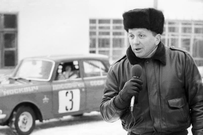 После окончания МИИТа Александр Масляков два года учился на высших курсах работников телевидения, поэтому, когда КВН закрыли, он не остался без работы. Масляков участвовал в проектах «Алло, мы ищем таланты», «А ну-ка, девушки», «Веселые ребята». Кроме того, он был корреспондентом центрального телевидения на международных фестивалях молодежи