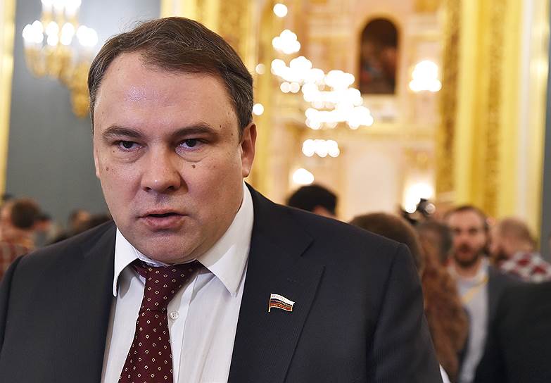 Заместитель председателя Госдумы России Петр Толстой   
