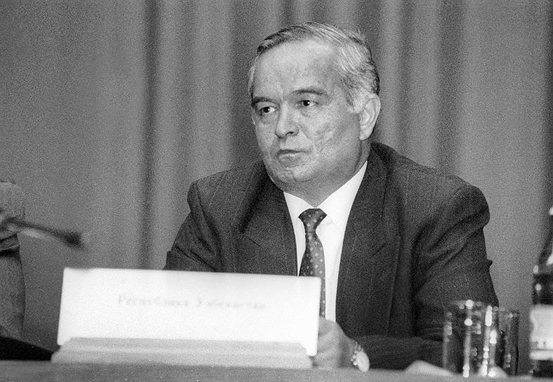 31 августа 1991 года в Ташкенте состоялась внеочередная сессия Верховного совета Узбекской ССР, на которой была провозглашена государственная независимость Узбекистана На фото: президент Узбекистана Ислам Каримов 