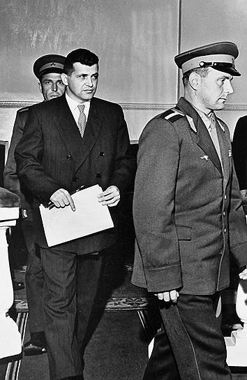 Инцидент с самолетом-разведчиком U-2. 1 мая 1960 г. 