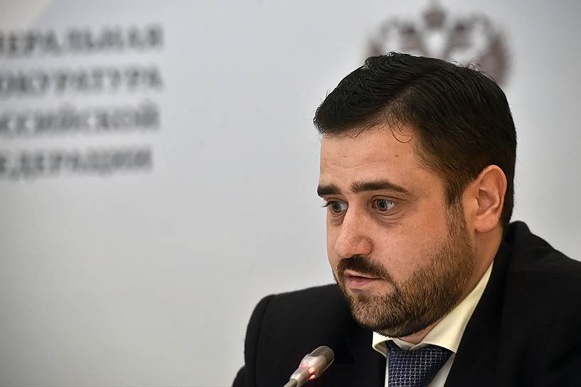 Политический юрист Олег Захаров 