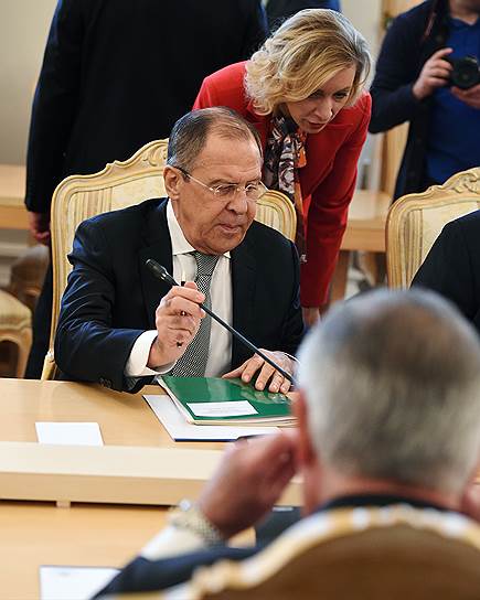 Глава МИД РФ Сергей Лавров и официальный представитель МИД РФ Мария Захарова 