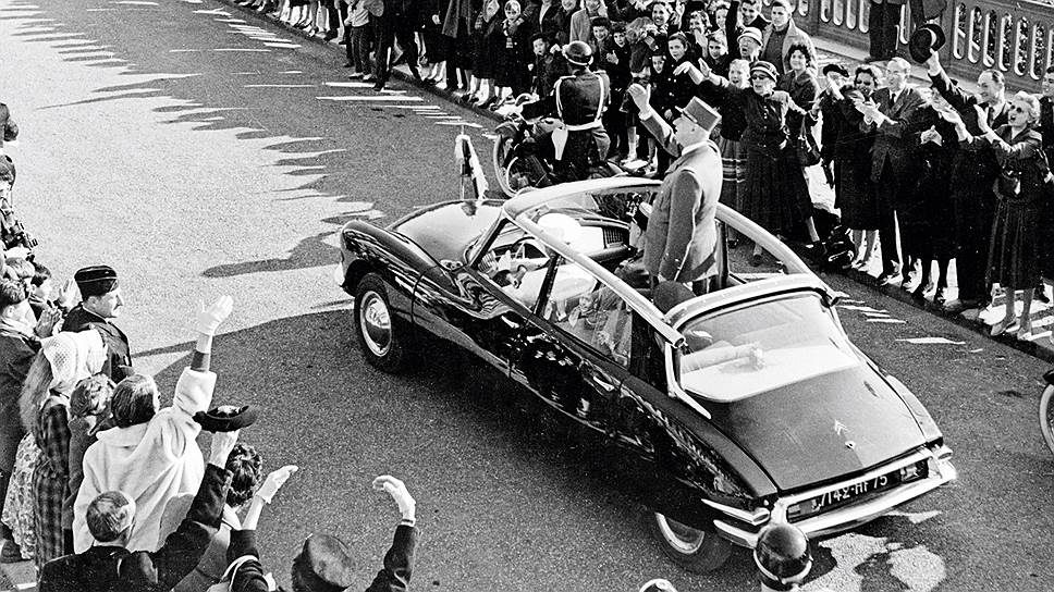 Шарль де Голль в Citroen DS 