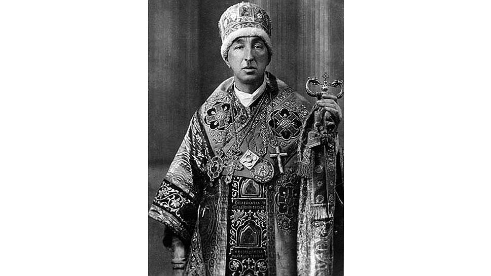 Александр Введенский, честолюбивый эстет и декадент, стал лицом и символом обновленчества 