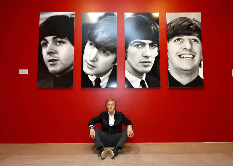 «Люди спрашивают меня, что я думаю насчет Beatles. А я просто горжусь тем, что было» На фото: выставка фотографий, снятых Маккартни в 1963-1964 годах
