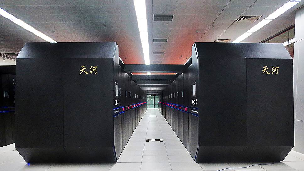 Tianhe-2 (MilkyWay-2), Китай Производительность составляет 33,9 петафлопс. Всего в рейтинге присутствует 160 суперкомпьютеров из Китая
