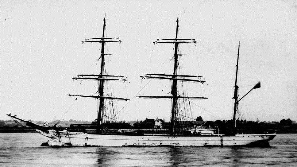 Чаще всех их выигрывал подзабытый ныне клипер «Файери Кросс» (Fiery Cross — «пламенный крест»): в 1861, 1862, 1863 и 1865 годах. Достижение фантастическое, особенно учитывая, что никто и близко к нему не подошел