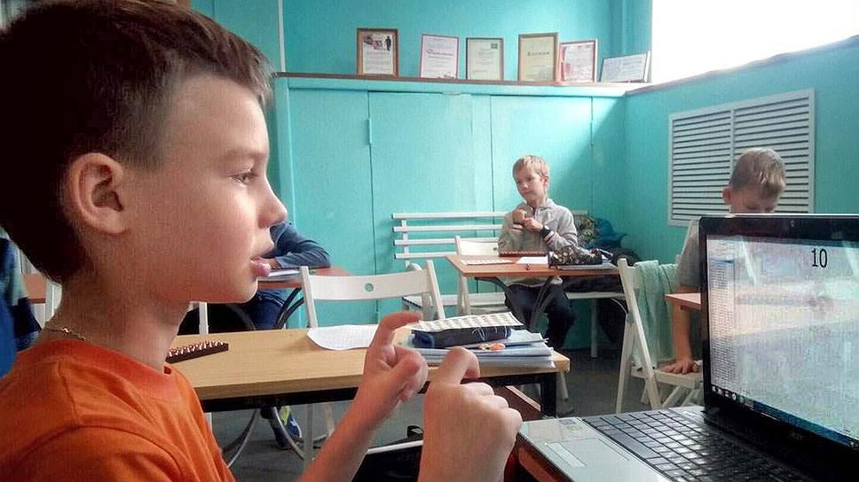 Клуб ментальной арифметики открыт в рамках проекта «Начни свое дело» на грант Чусовского завода