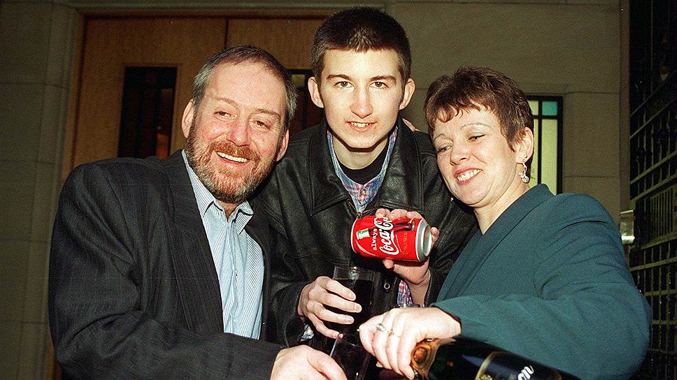 Свой выигрыш в лотерею Стюарт Доннелли отмечал безалкогольно. Его смерть была последствием употребления алкоголя 