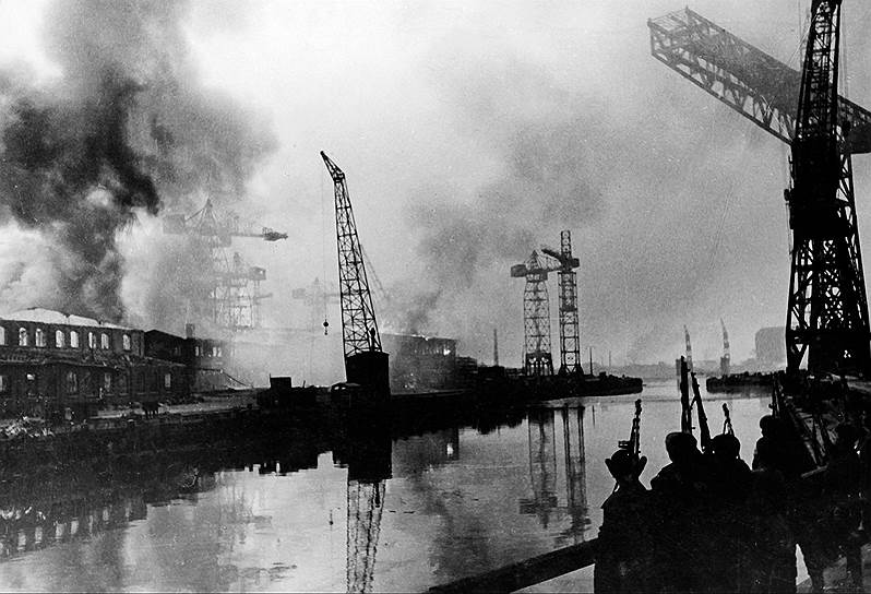 Красная армия взяла немецкий Данциг (на фото), который должен был стать польским в качестве компенсации за потерю восточных земель 