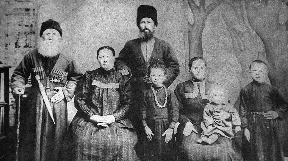 Жили казачьи семьи зажиточно 