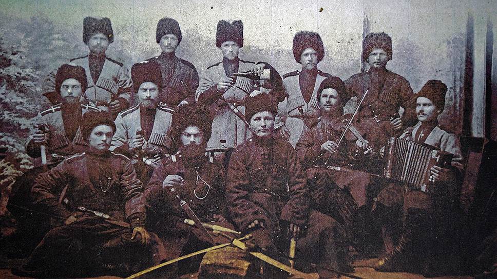 Перебравшись на Кубань, запорожские традиции казаки продолжали соблюдать 