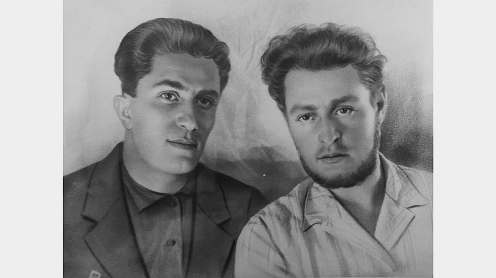 Слева направо: Яков Джугашвили (сын Иосифа Сталина) и Владимир Стеклов, 1928 год 