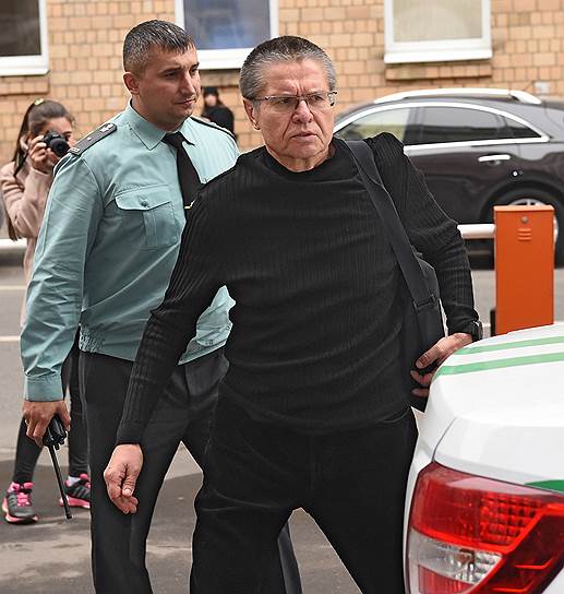 Алексей Улюкаев считает уголовное дело против себя «гнусной провокацией». Бывший министр , что она выгодна «коррумпированной части менеджмента»