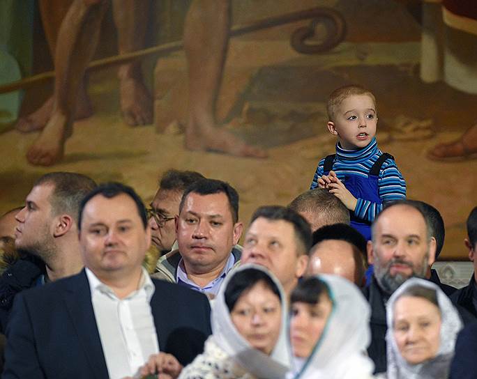 Прихожане Храма Христа Спасителя