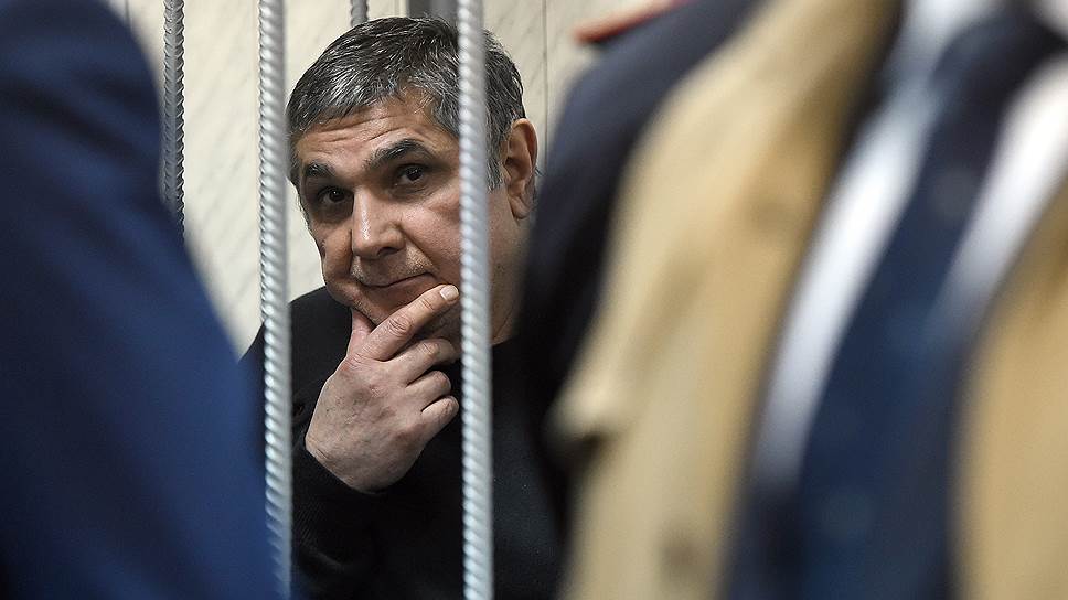 Кто есть кто в деле о взятках в СКР