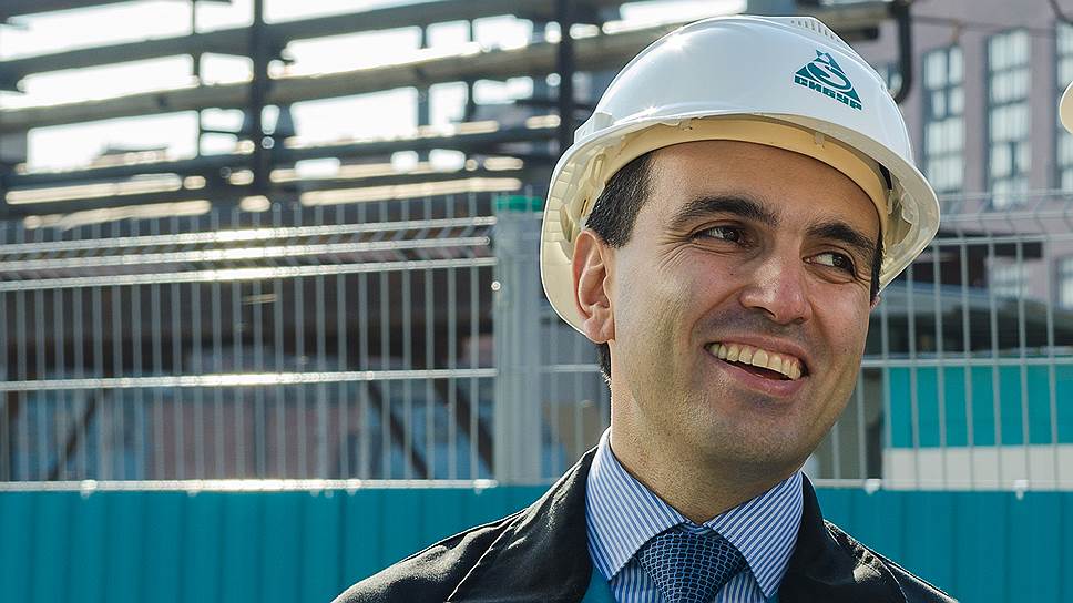 Гендиректора и предправления управляющей ООО СИБУР Михаил Карисалов 