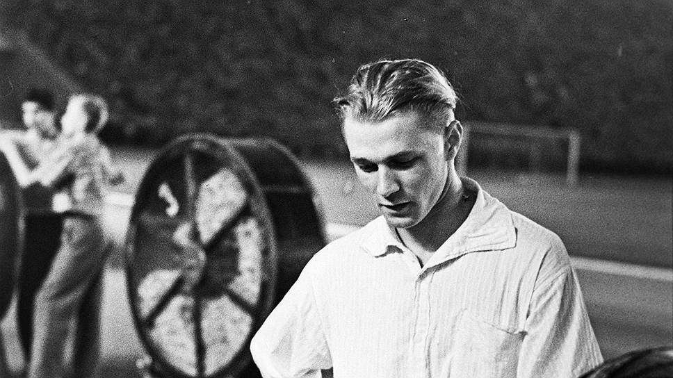 Розыгрыш призов на стадионах после матчей (на фото) в 1963 году решили преобразовать в спортивный тотализатор союзного значения