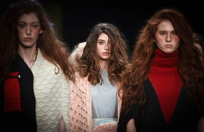 Показ новой коллекции бренда KSENIASERAYA (Ксения Серая) в рамках Недели моды Mercedes-Benz Fashion Week Russia (сезон осень-зима 2018-2019)