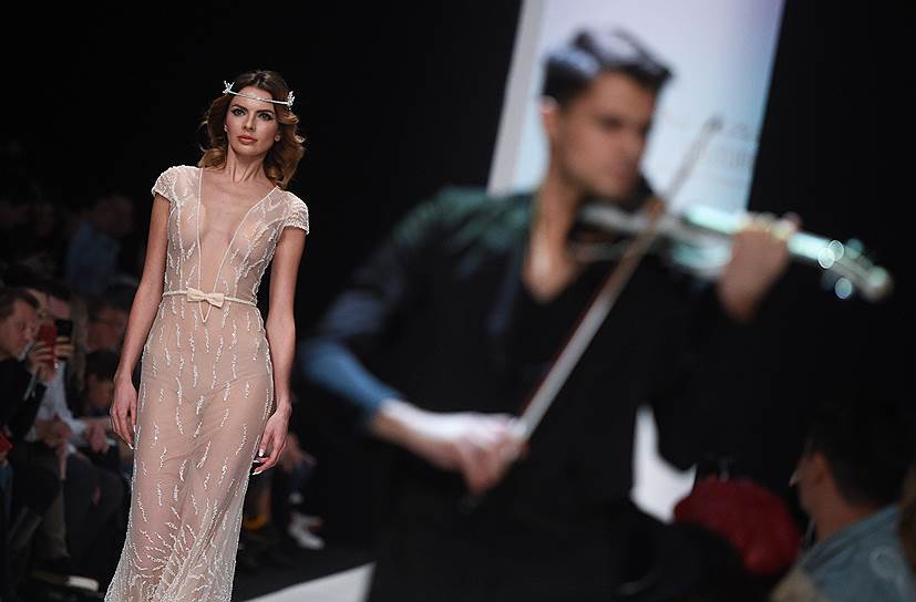 Показ коллекции Надежды Юсуповой в рамках Недели моды Mercedes-Benz Fashion Week Russia (сезон осень-зима 2018-2019)