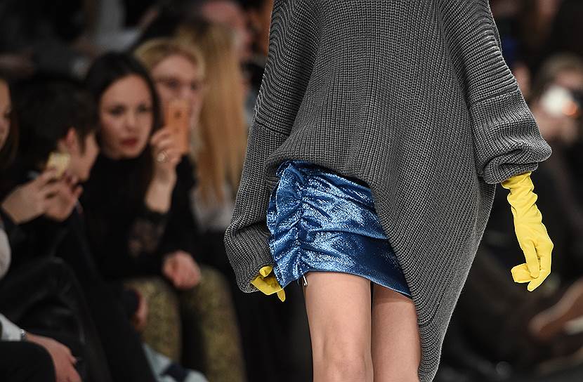 Показ коллекции Александра Рогова в рамках Недели моды Mercedes-Benz Fashion Week Russia (сезон осень-зима 2018-2019)