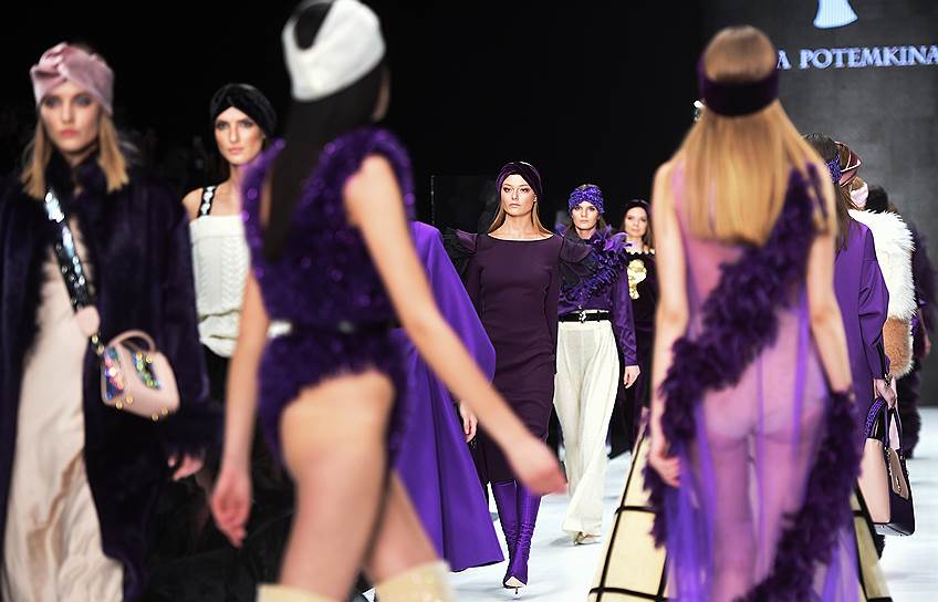 Показ новой коллекции бренда Bella Potemkina (Белла Потемкина) в рамках Недели моды Mercedes-Benz Fashion Week Russia (сезон осень-зима 2018-2019)