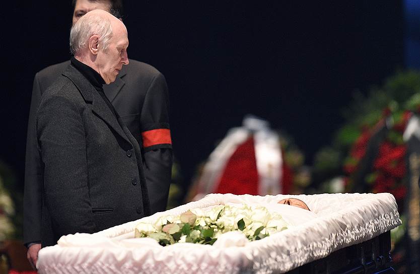 Актер Борис Плотников во время церемонии 