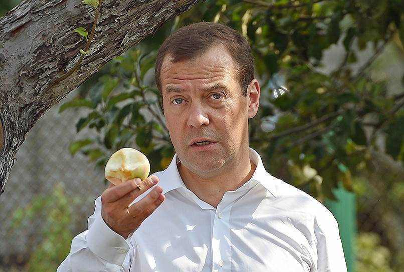 , президент Российской Федерации (2008 - 2012).   на посту 