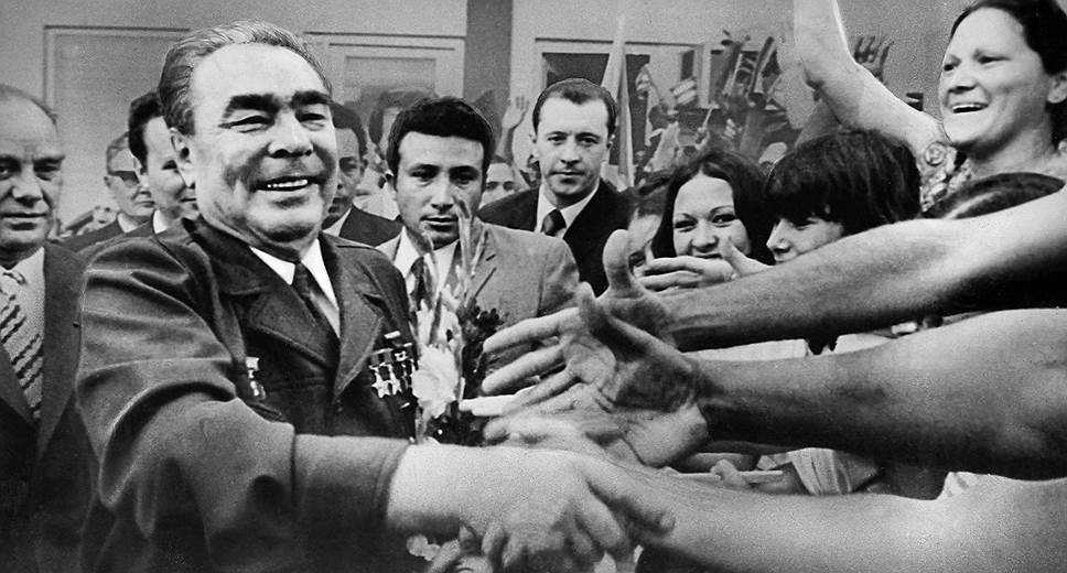 , генеральный секретарь ЦК КПСС (1964 - 1982).   на посту 