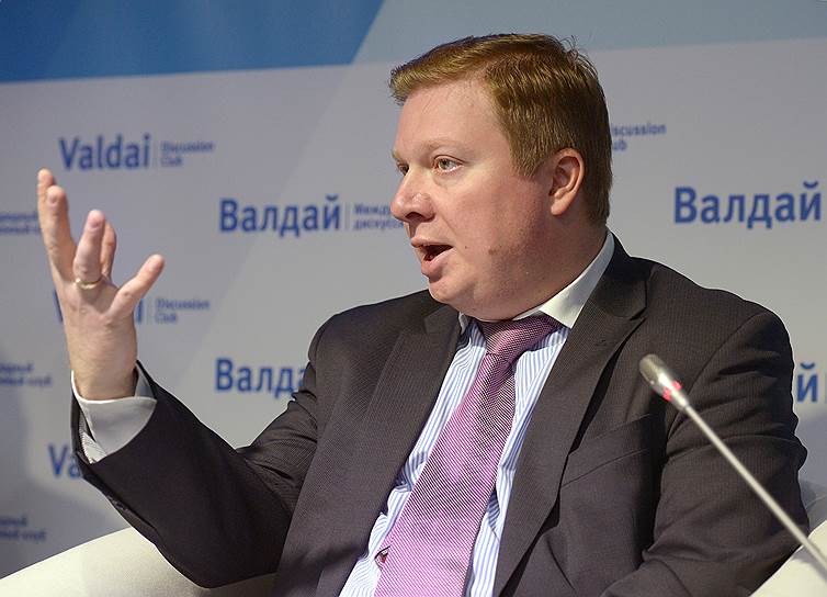 Программный директор Международного дискуссионного клуба «Валдай» Дмитрий Суслов 