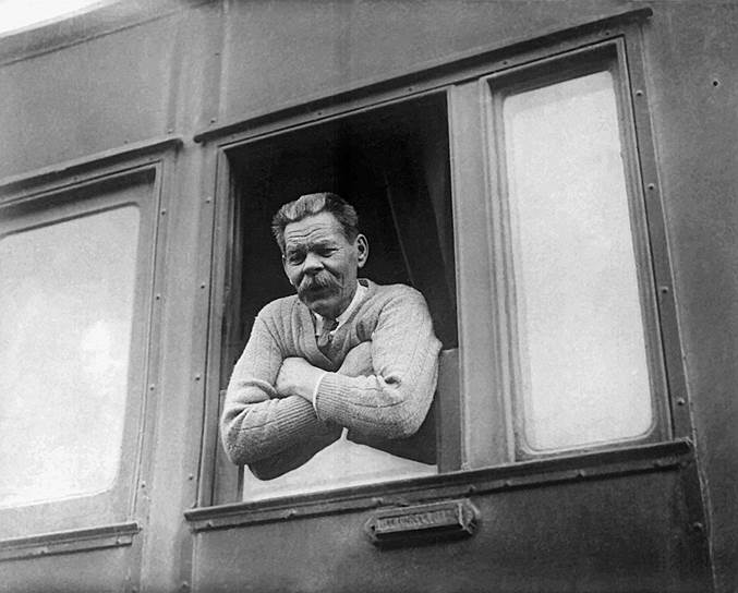 За пять недель писатель посетил несколько городов, где ему показывали достижения страны. Его впечатления от поездки были опубликованы в книге «По Союзу Советов»
