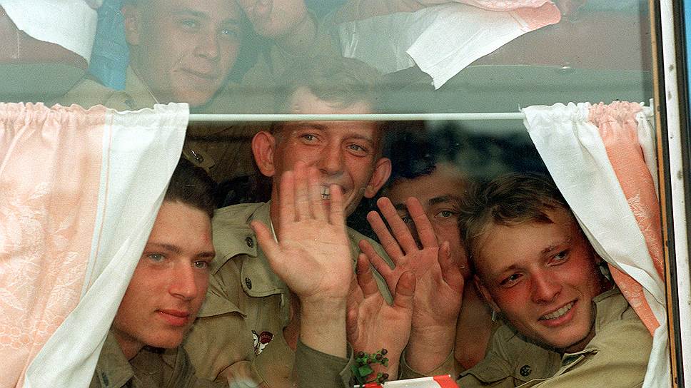 Российские военнослужащие покидают Берлин 