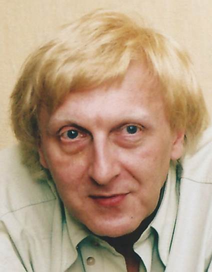 Валерий Бардин был создателем операционной системы ДЕМОС — советского аналога ОС UNIX и инициатором создания акционерного общества «Релком» (первый российский интернет-провайдер), работая в котором представлял Россию в ассоциации национальных сетей Европы EUnet. В 1990 году кооператив «Демос», в котором он работал, совместно с сетью «Релком» зарегистрировал домен верхнего уровня .su, что стало отправной точкой развития российского интернета. Скончался 26 декабря 2017 года