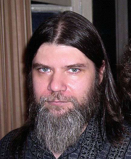 Андрей Чернов (Ache) также работал в компании «Демос» и участвовал в создании «Релкома». Принимал участие в запуске интернет-канала, соединившего Россию с мировой сетью. Является создателем UUPC/@ (программа передачи трафика в виде сообщений электронной почты). Был автором кодировки KOI8-R для кириллических алфавитов. Скончался 16 августа 2017 года