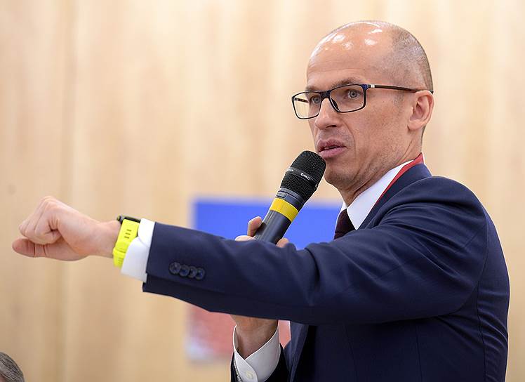 Врио главы Удмуртии Александр Бречалов во время работы форума 