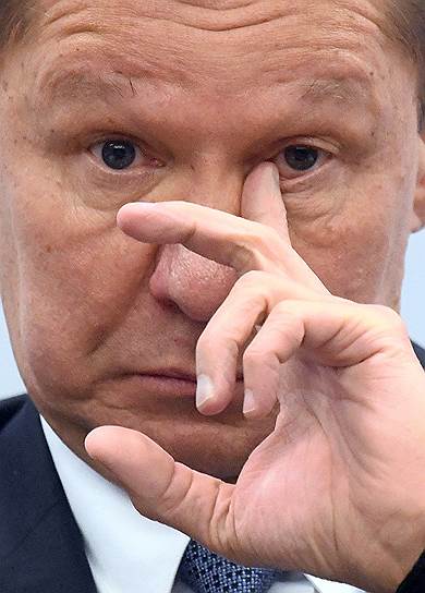 Глава «Газпрома» Алексей Миллер во время панельной сессии «Газ как эффективный инструмент достижения экологических целей экономики» 