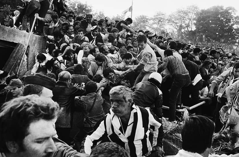 В мае 1985 года в Брюсселе (Бельгия) во время финала Кубка европейских чемпионов между итальянским «Ювентусом» и английским «Ливерпулем» произошла фанатская драка. Британские болельщики перелезли через заграждения и напали на итальянцев. Последние пытались убежать, однако опоры трибуны не выдержали и конструкция рухнула. Погибли 39 человек и около 600 были ранены. В результате трагедии все английские клубы отстранили от турниров УЕФА на пять лет, а «Ливерпуль» — на шесть лет